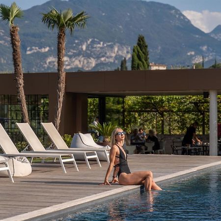 リーヴァ・デル・ガルダ Oleeva Garda Living - Adults Only Bed & Breakfast エクステリア 写真