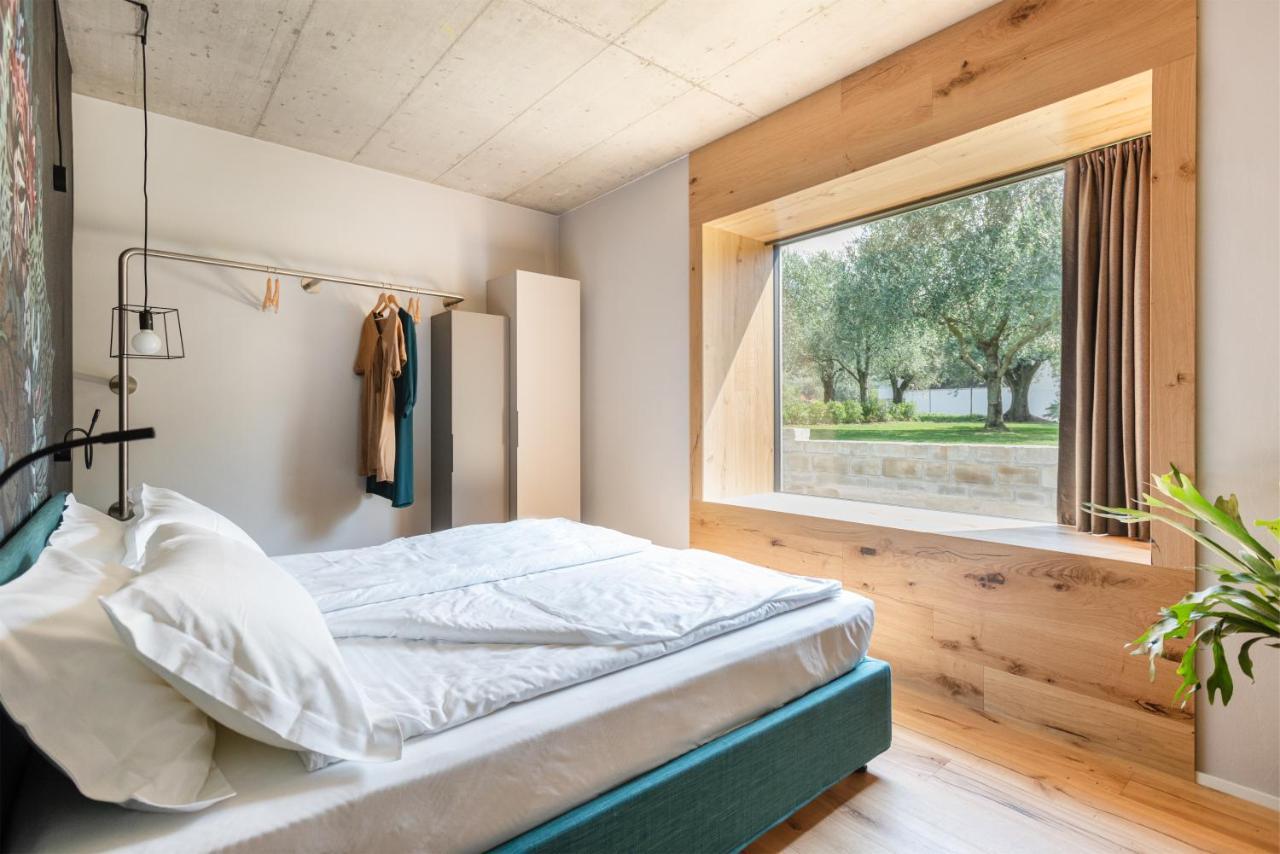 リーヴァ・デル・ガルダ Oleeva Garda Living - Adults Only Bed & Breakfast エクステリア 写真